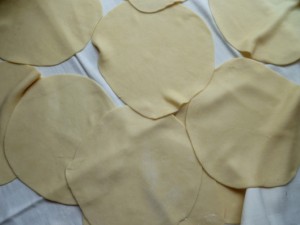 fresh-flour-tortillas-all-steps-and-finished-058